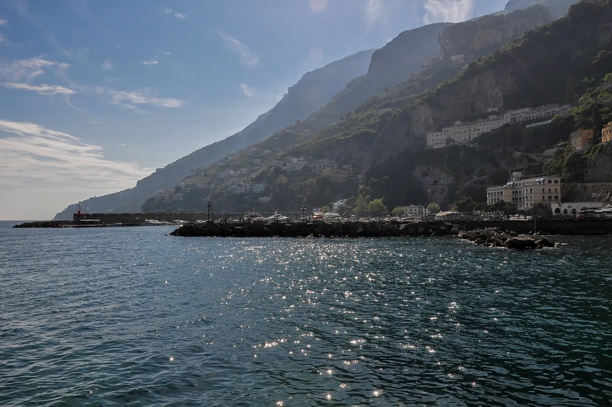 Come visitare la Grotta dello Smeraldo da Amalfi: orari e prezzi 2026