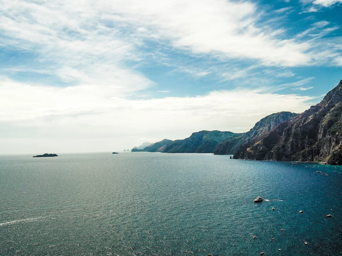 Qual è la spiaggia più bella di Amalfi? Guida aggiornata 2026
