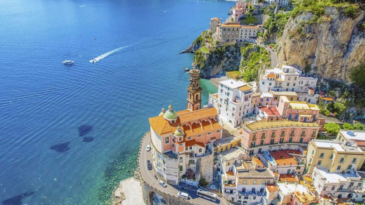 Quanto tempo serve per visitare Ravello partendo da Amalfi?